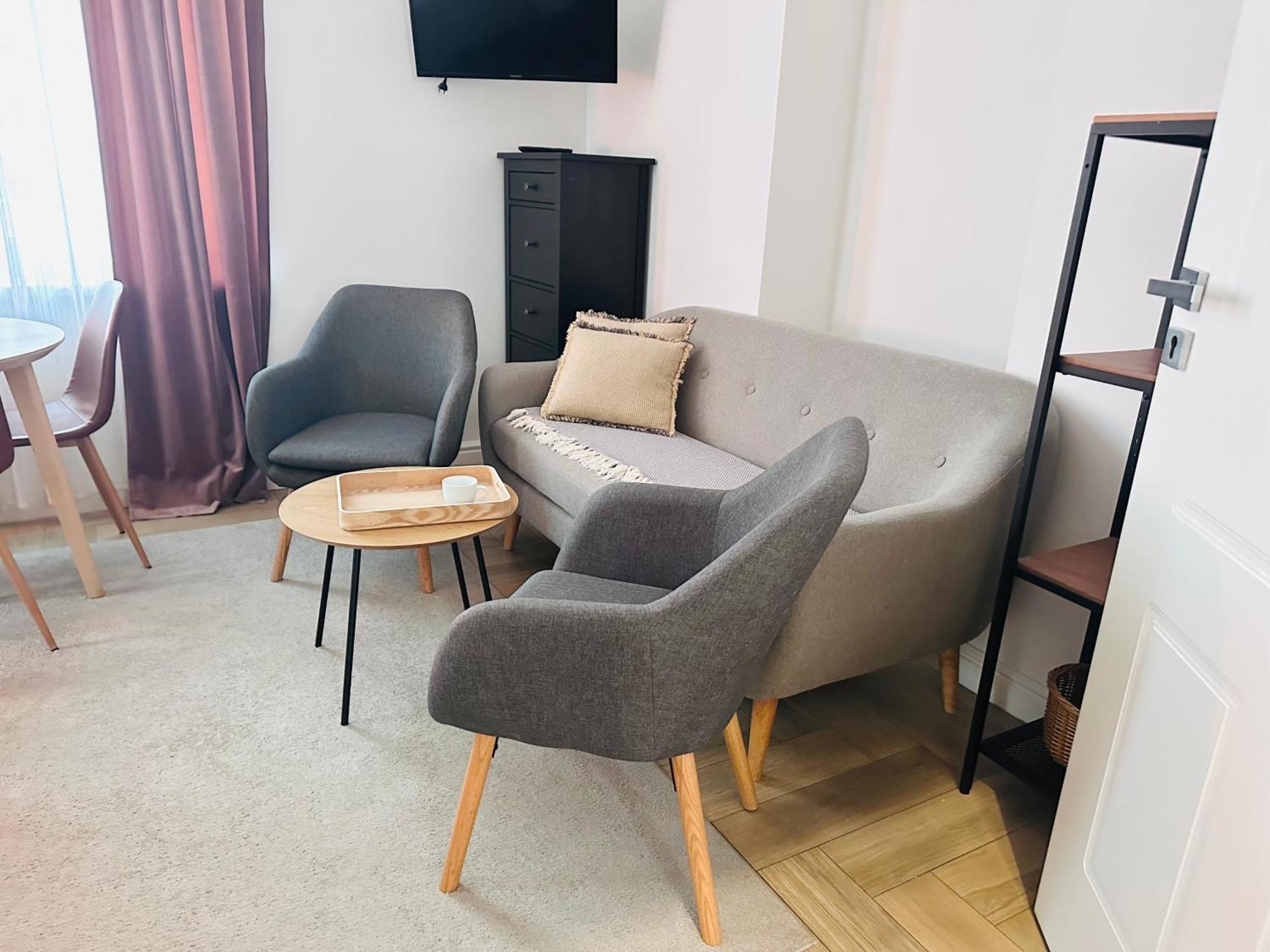 D 200m Do Plazy Apartment
